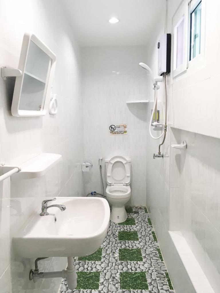 Rawai Studio Apartments By Psa Екстер'єр фото